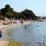 Apartments With A Parking Space Kosinozici, Porec - 23146